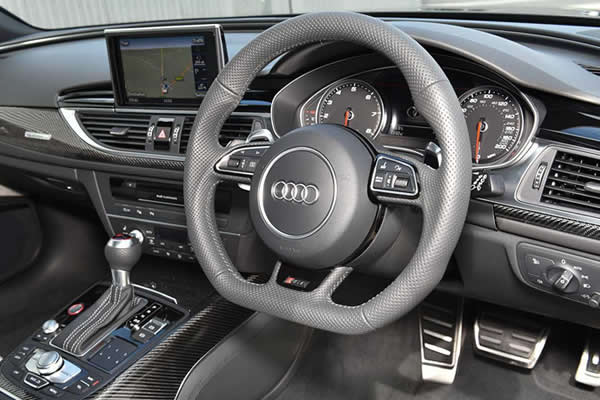 Audi 純正 RS6 (4G/C7) フラットボトム ステアリング ホイール 