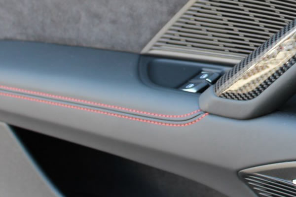 定番人気！ コンソールボックス アウディTT TTS 8Jバックセンター