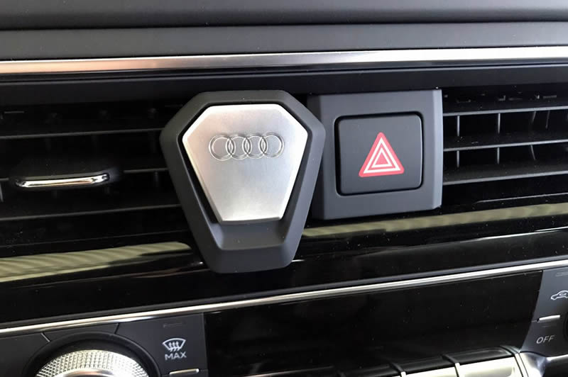 Audi 純正 アウディ シングルフレーム フレグランス ディスペンサー Kraftwoks Web Shop
